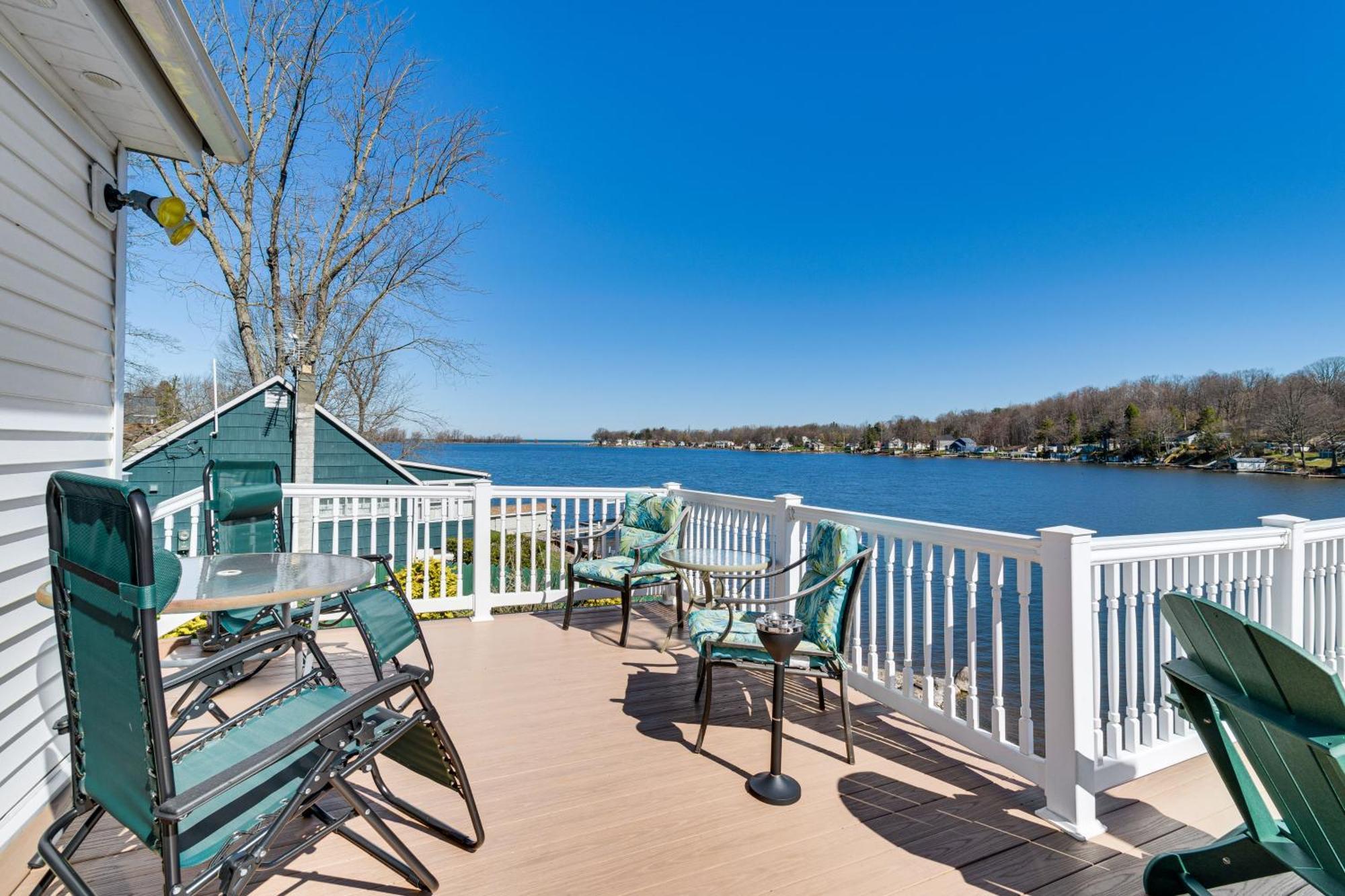 Waterfront Wolcott Vacation Rental With Deck And Views Buitenkant foto