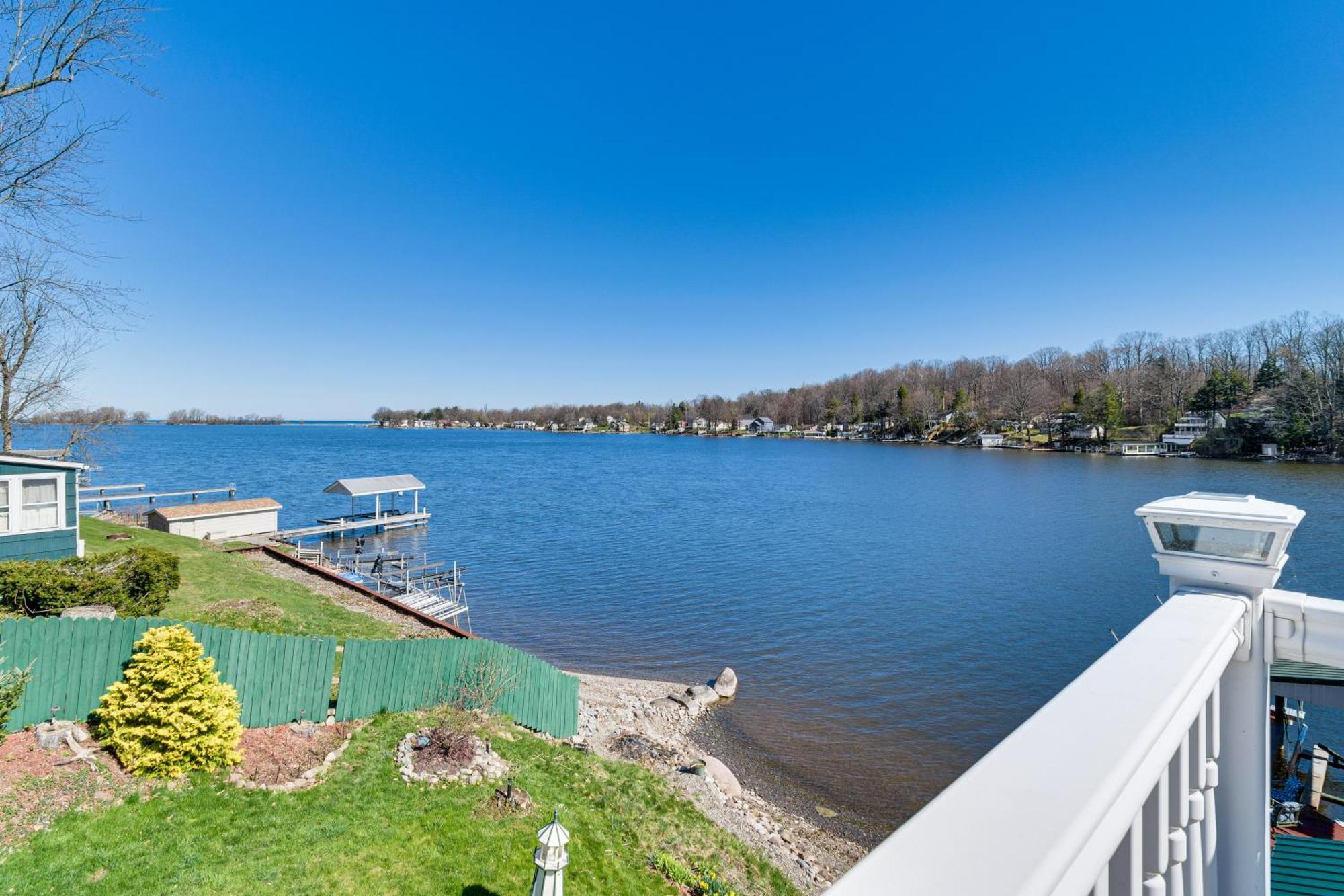 Waterfront Wolcott Vacation Rental With Deck And Views Buitenkant foto